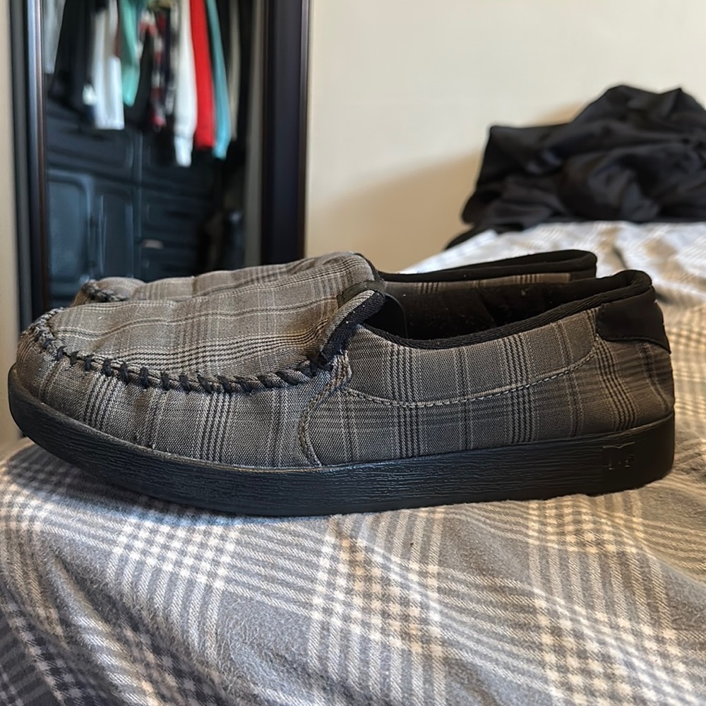 Dc villain slips
